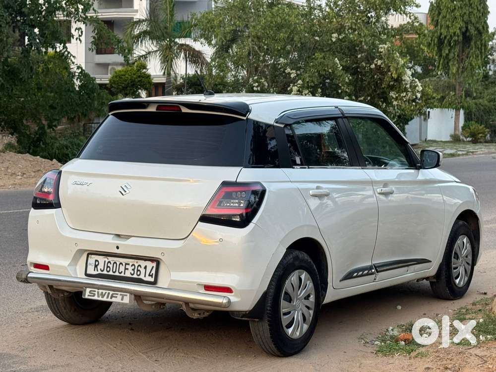 Maruti Suzuki Swift, 2025, Petrol