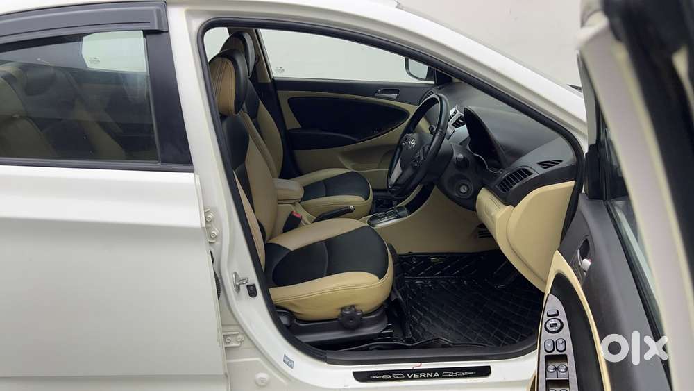 Hyundai Verna Fluidic 1.6 Vtvt Sx, 2016, Petrol