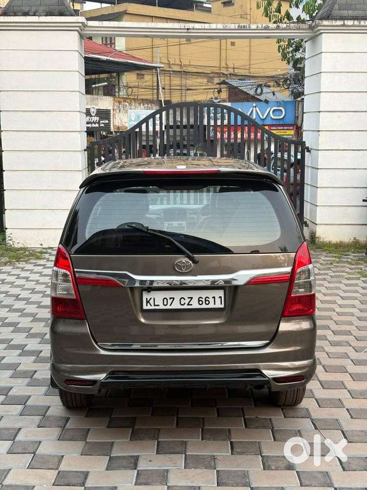 Toyota Innova [2013-2016] 2.5 V Diesel 7 Str, 2015, Diesel