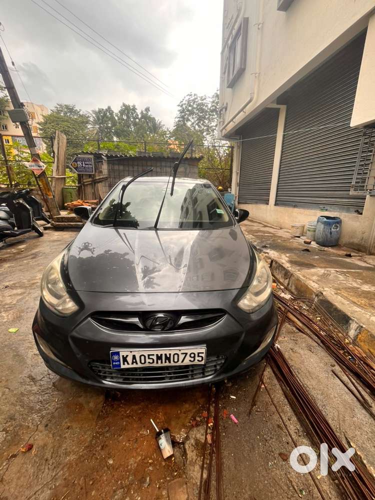 Hyundai Fluidic Verna 2013 Petrol Car