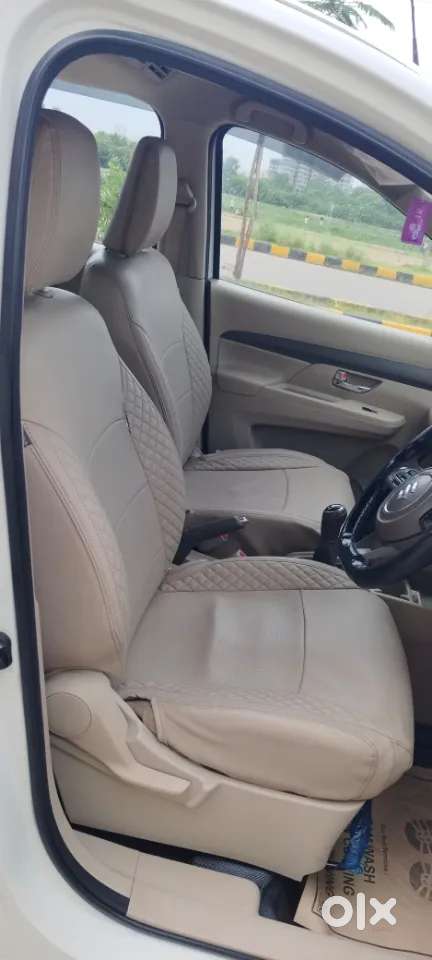 Maruti Suzuki Ertiga 1.5 Vxi, 2024, Petrol