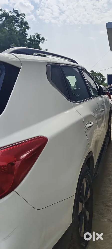Mahindra Alturas G4 2019 Diesel Well Maintained