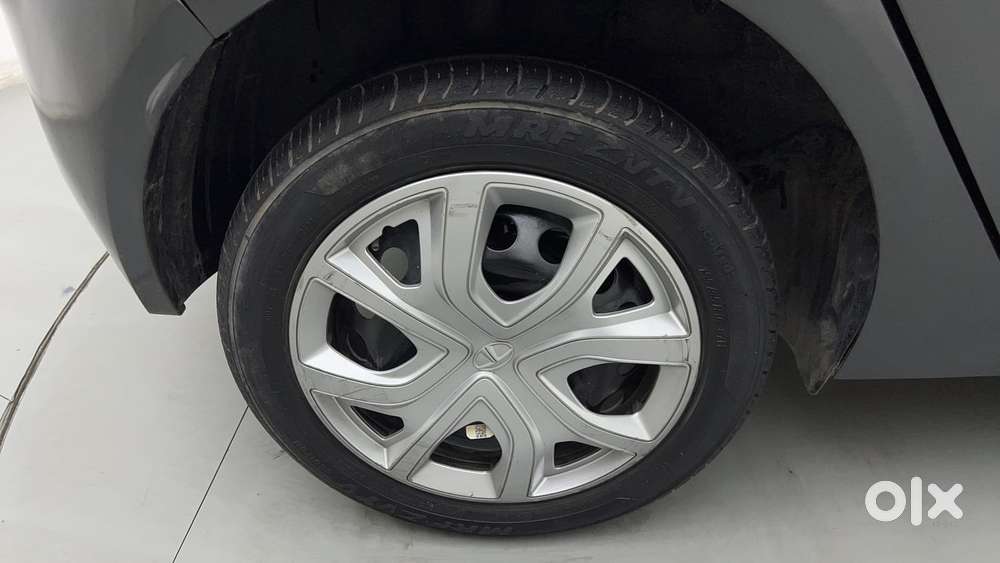 Tata Altroz 1.2 Xt, 2022, Petrol