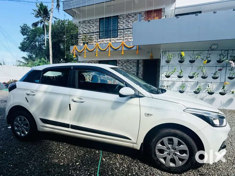 2nd Owner Hyundai Elite 2019 Petrol Magna