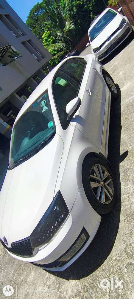 Skoda Rapid 1.0 Style At, 2021, Petrol