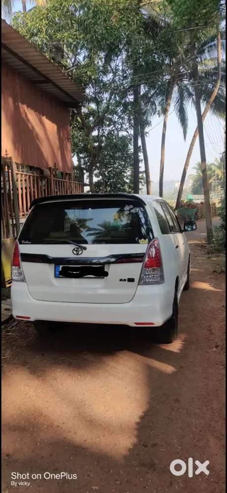 Toyota Innova 2012 Diesel Well Maintained