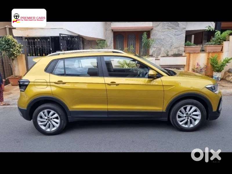 Volkswagen Taigun 1.0 TSI Highline AT, 2022, Petrol
