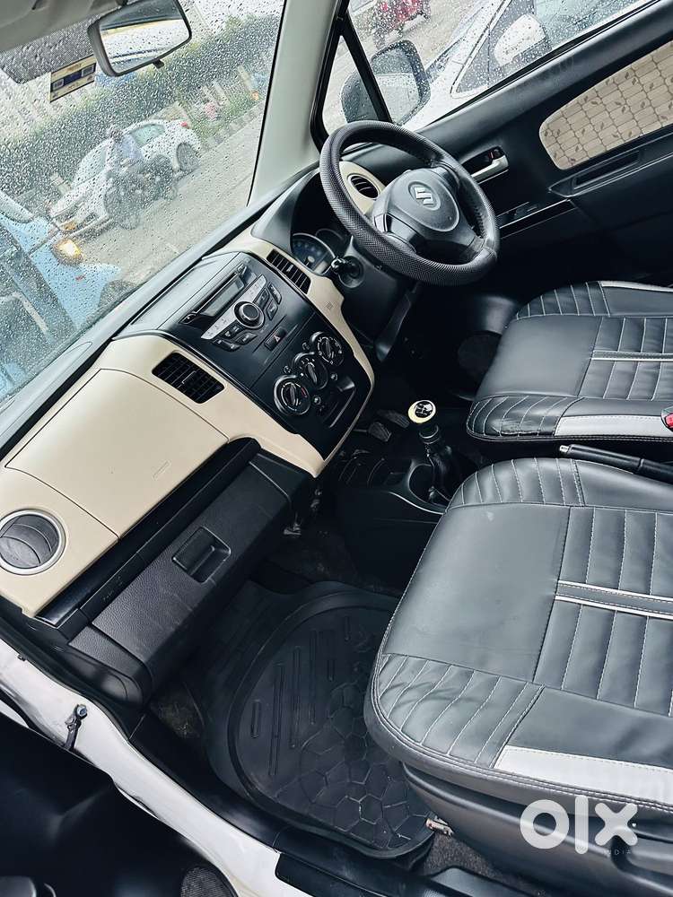 Maruti Suzuki Wagon R Vxi Opt, 2018, Petrol