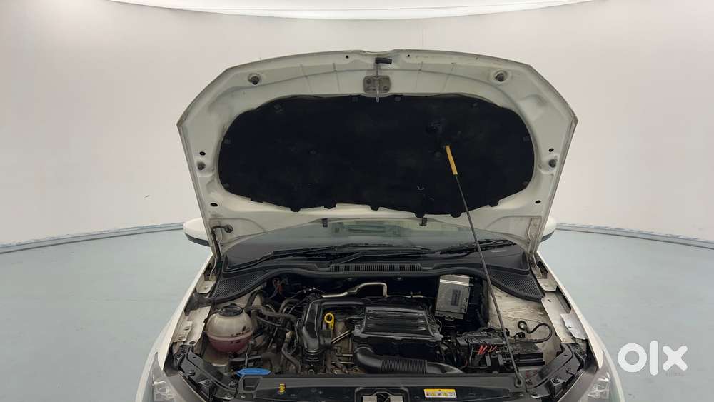 Volkswagen Vento 1.6 Highline, 2021, Petrol