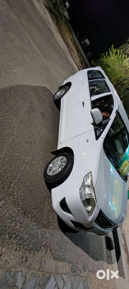 Toyota Innova 2015 Year 1st Owner