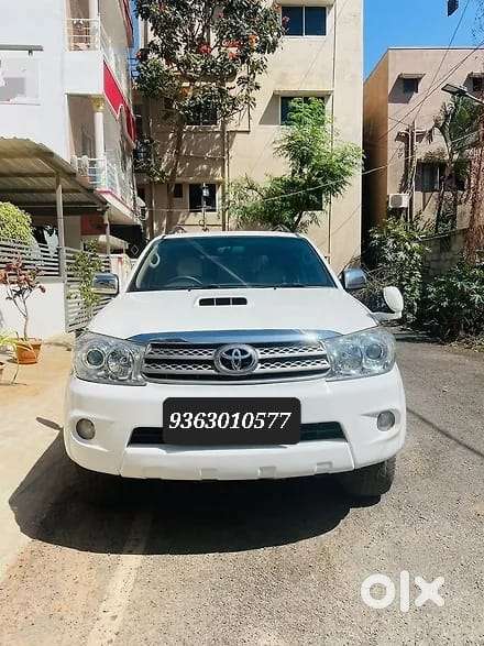 Toyota Fortuner 3.0 4x4 Manual, 2010, Diesel