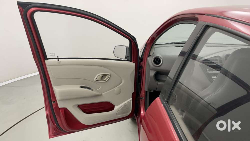 Datsun Redigo T Option, 2017, Petrol