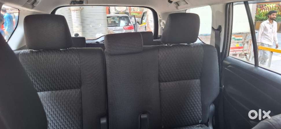 Toyota Innova Crysta 2.8 Gx At, 2017, Diesel