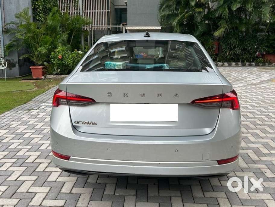 Skoda Octavia 2.0 L K Tsi At, 2022, Petrol