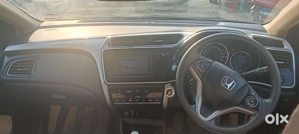 Honda City 1.5 V Mt Exclusive, 2021, Petrol