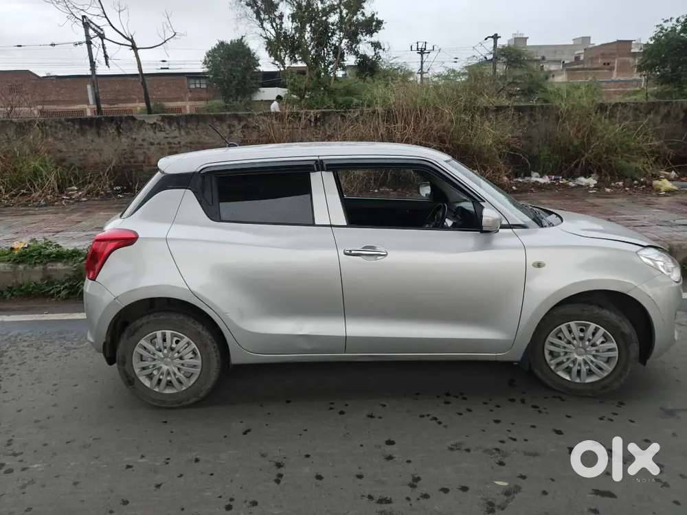 Maruti Suzuki Swift 2022 Petrol 26800 Km Driven