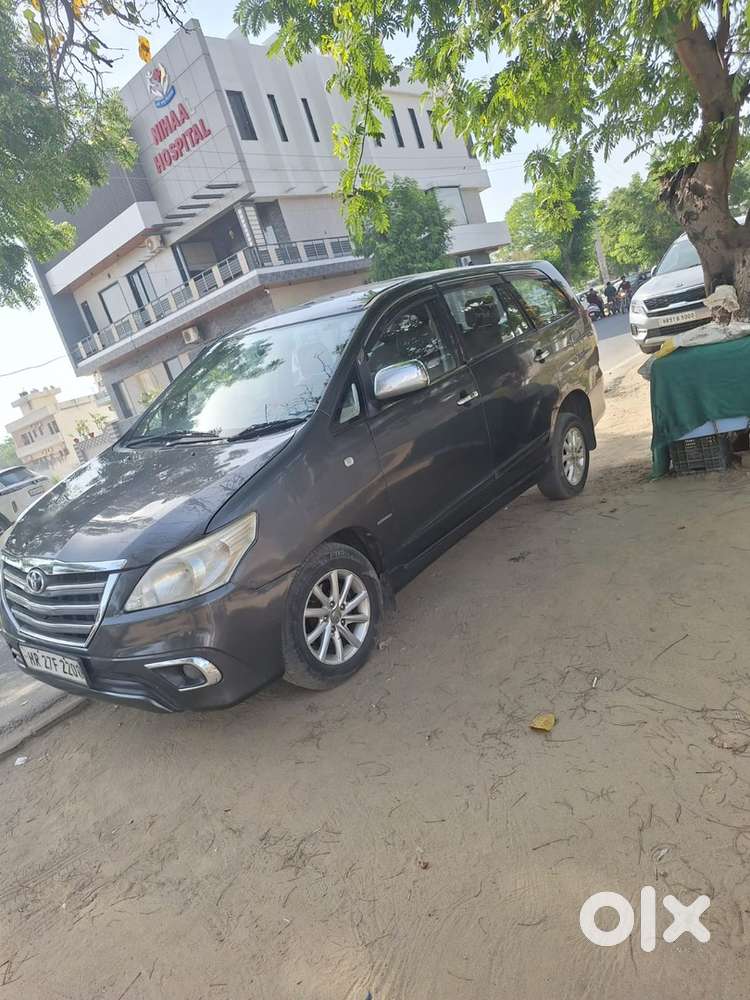 Toyota Innova Diesel 2015  Powerful, Spacious & Reliable