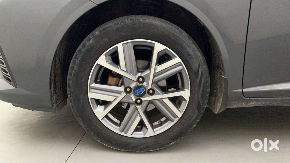 Hyundai Verna 1.5 Sx Petrol Mt, 2023, Petrol