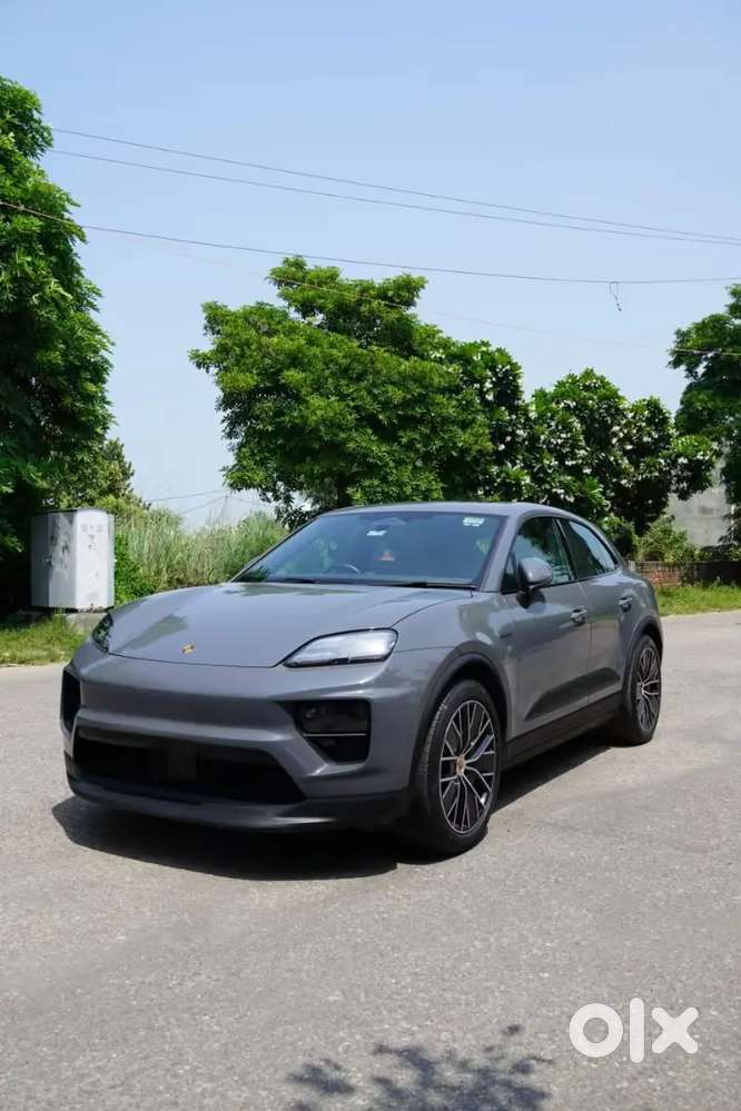 Porsche Macan Ev 4s  2025