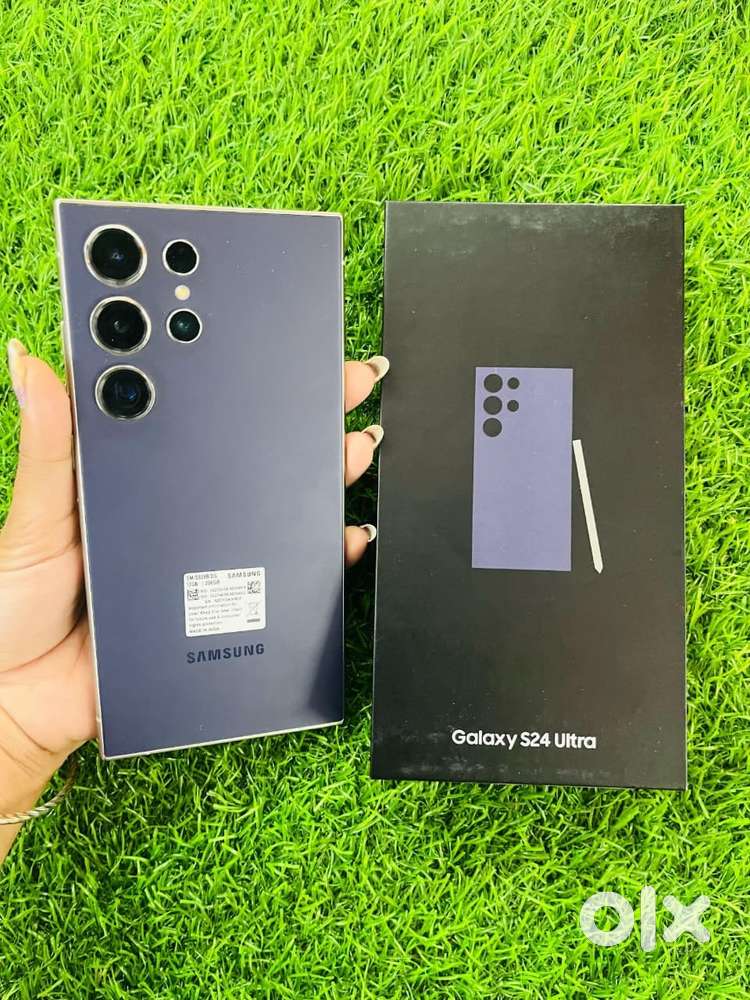 Selling Samsung S24 Ultra, Less Used, Mint Condition, 12/256GB Variant