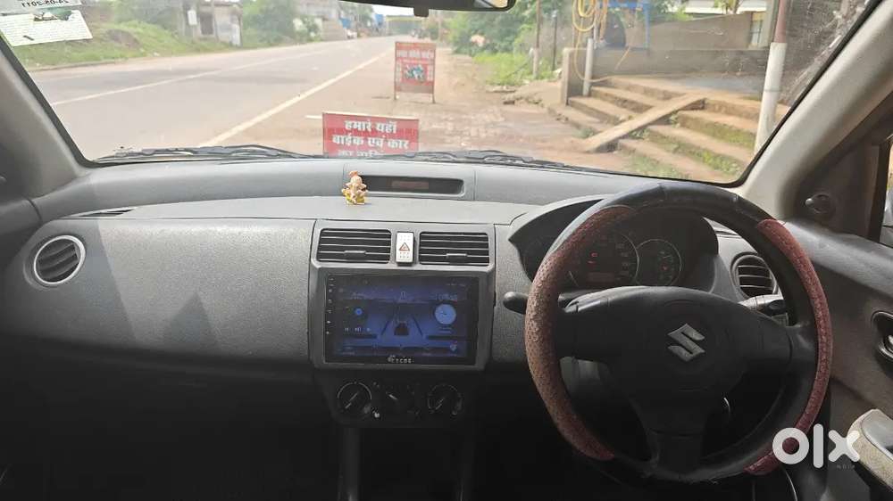 Maruti Suzuki Dzire 2011 Petrol