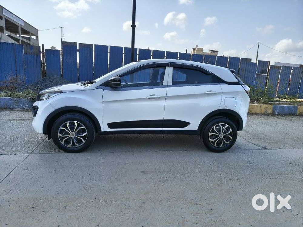 Tata Nexon 1.2 Revotron Xma, 2019, Diesel
