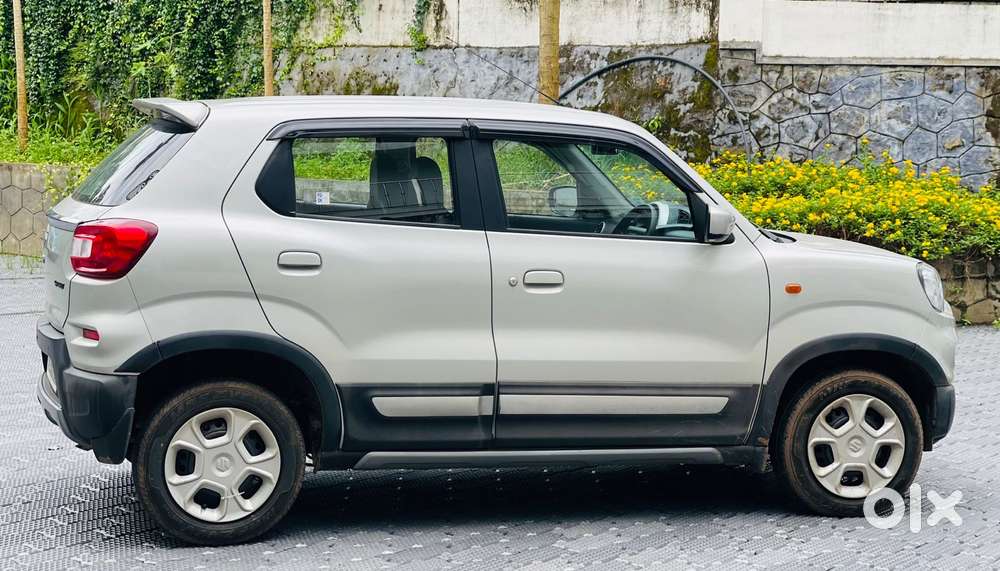 Maruti Suzuki S-presso Vxi At, 2022, Petrol