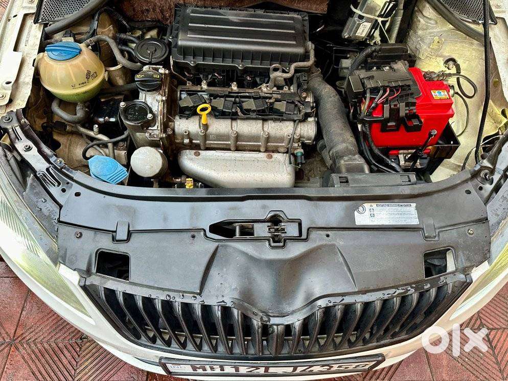 Skoda Rapid 1.6 Mpi At Elegance, 2014, Petrol