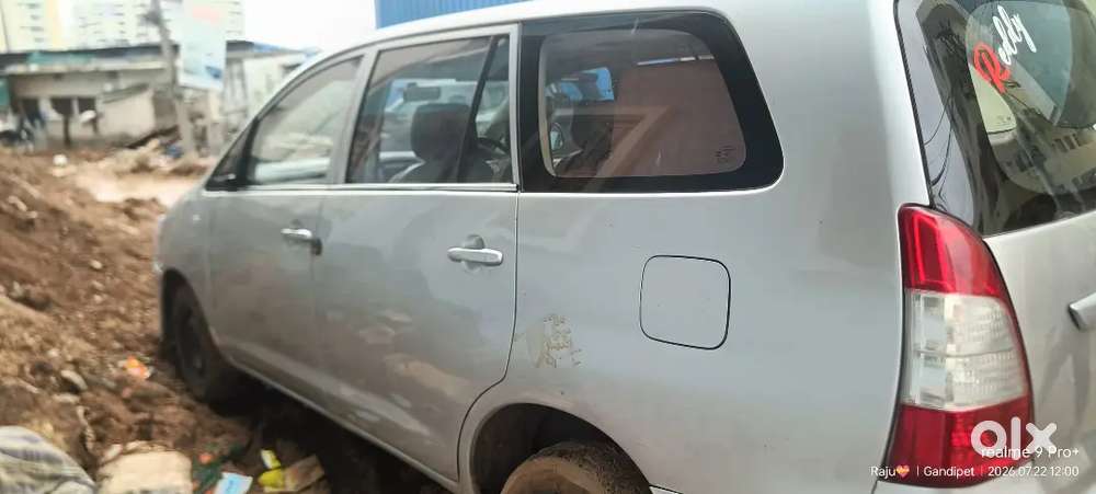 Toyota Innova 2.5 Diesel 2015 Taxi Plate