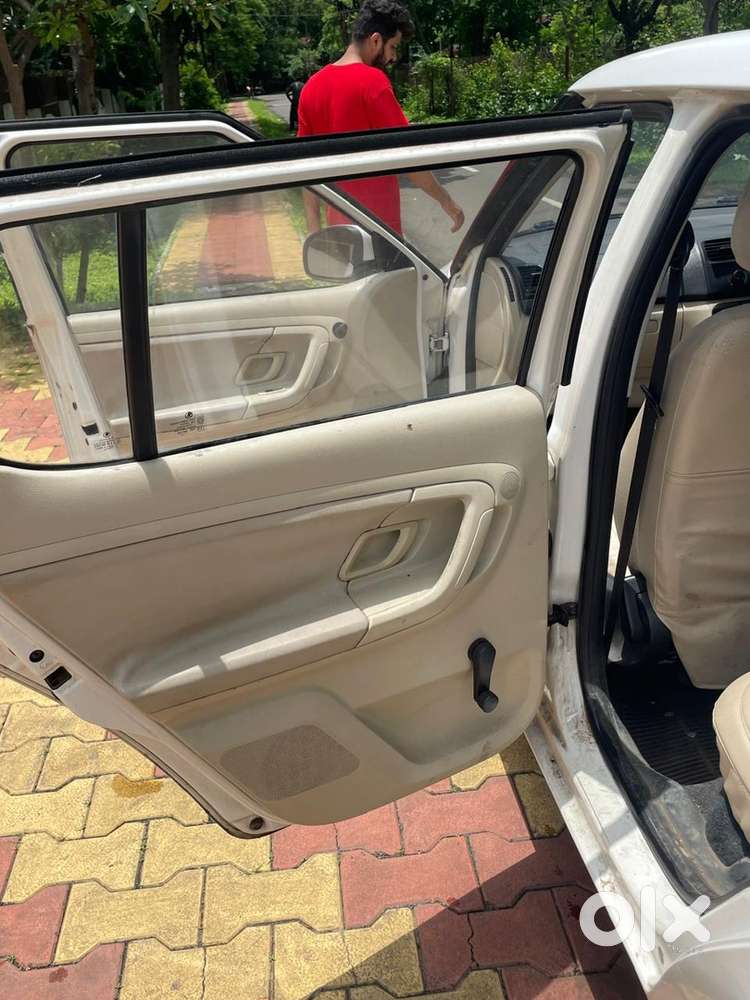 Skoda Fabia 2012 Petrol 70000 Km Driven