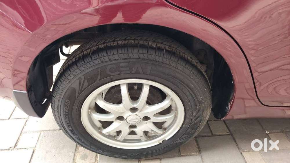 Maruti Suzuki Swift Dzire 1.2 Lxi Bsiv, 2015, Petrol