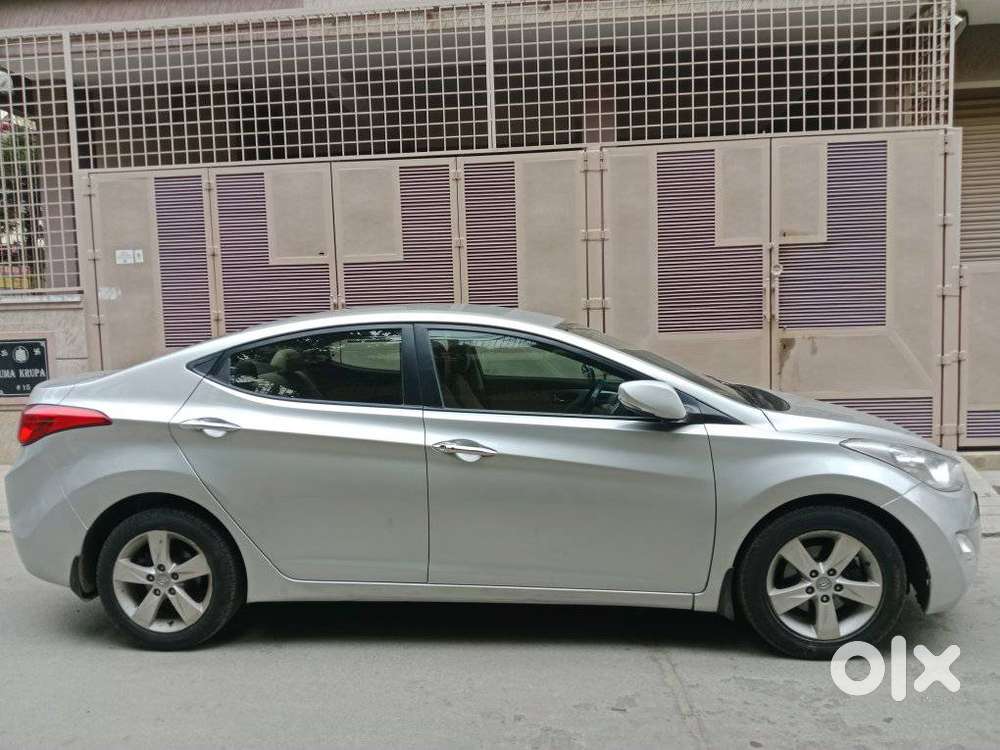 Hyundai Elantra 1.8 Sx Mt, 2014, Petrol