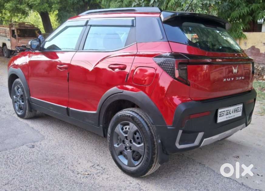 Mahindra Xuv 3xo Mx3, 2025, Diesel