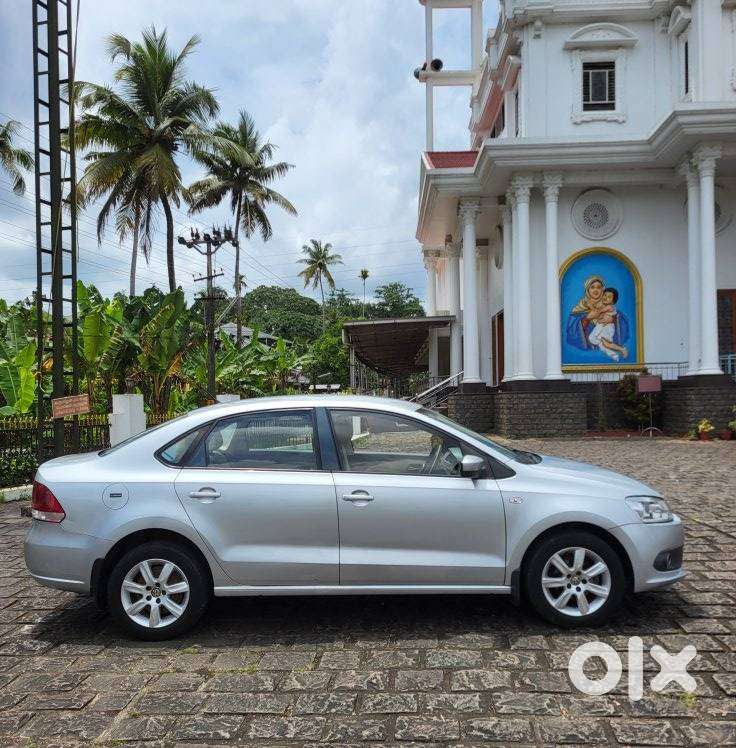 Volkswagen Vento 2010-2013 Petrol Highline, 2012, Petrol