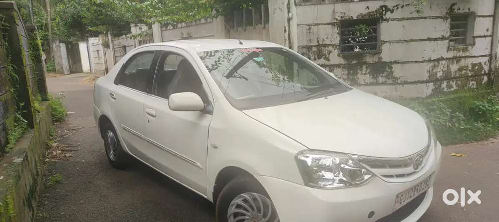 Toyota Etios 2012 Diesel 266000 Km Driven