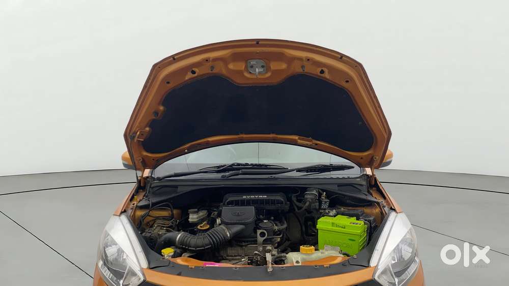 Tata Tiago 1.2 Revotron Xz, 2016, Petrol