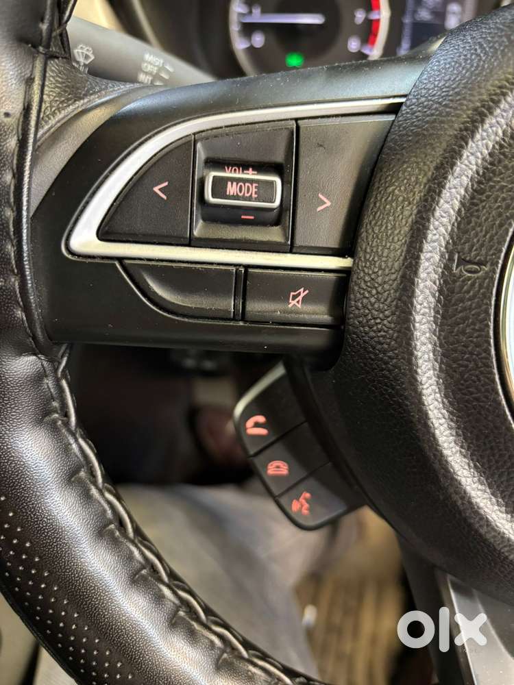 Maruti Suzuki Brezza 1.5 Vxi Smart Hybrid, 2024, Petrol