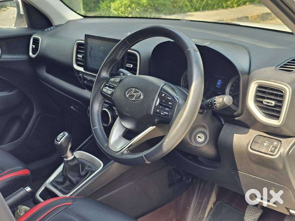 Hyundai Venue 1.0 Sx Turbo Imt, 2022, Petrol
