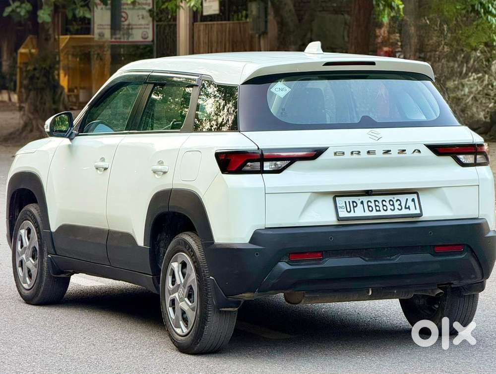 Maruti Suzuki Brezza 1.5 Lxi Cng, 2025, Cng & Hybrids