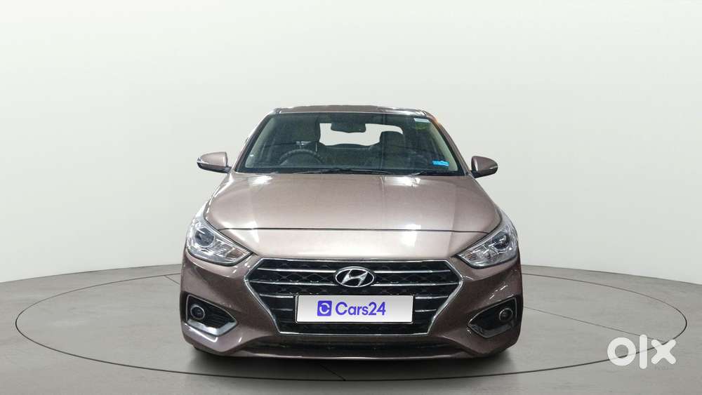Hyundai Verna 1.6 Vtvt Sx, 2019, Petrol