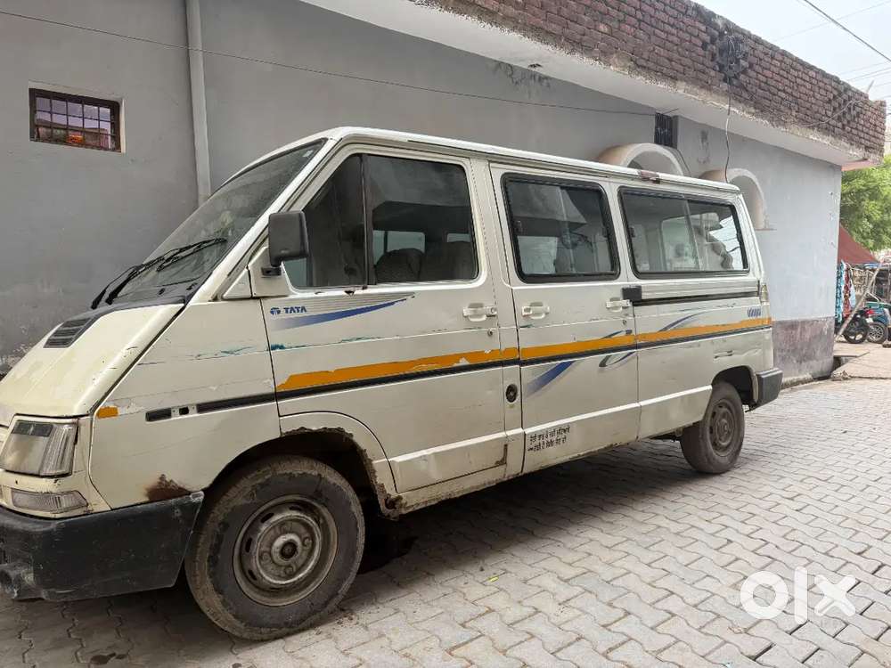 Tata Winger Deluxe 2012