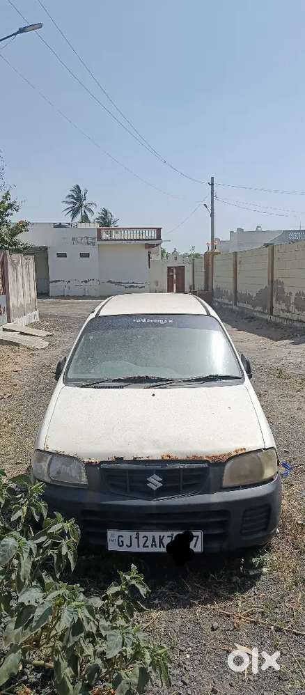 Maruti Suzuki Alto Lxi 
Model.2011
Color. Whit  
Rusting %20
Tyre. %85