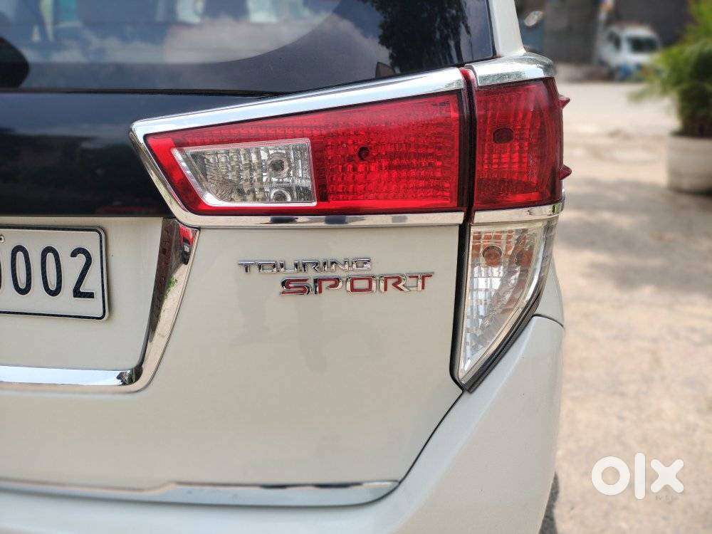 Toyota Innova Crysta Touring Sport 2.4 Mt, 2017, Diesel