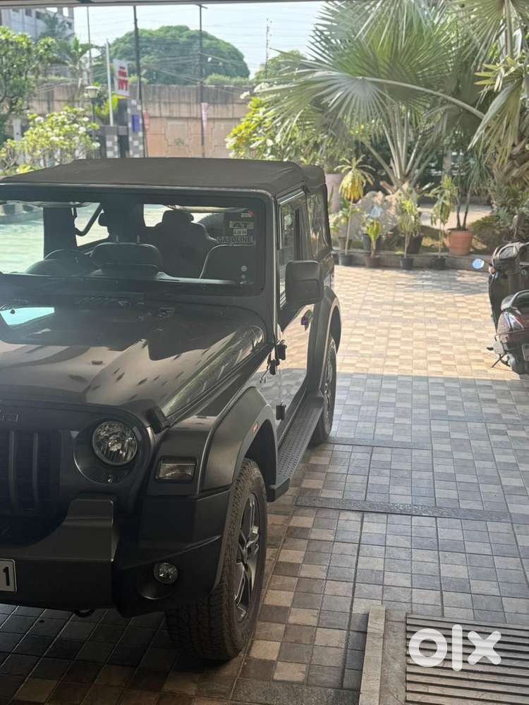 Mahindra Thar Lx 4-str Convertible At, 2022, Petrol