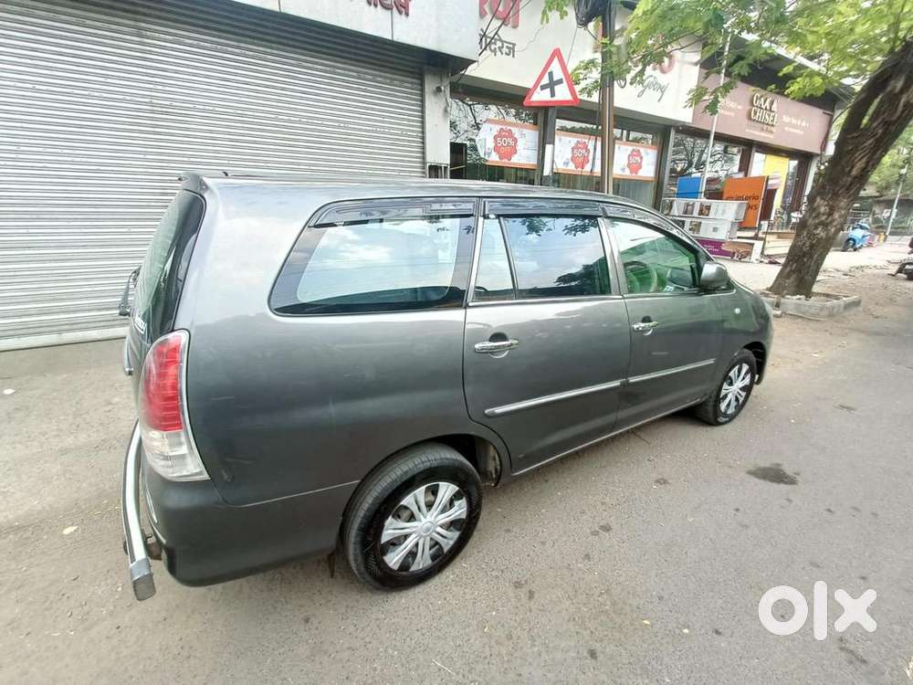 Toyota Innova 2009 Diesel Well Maintained