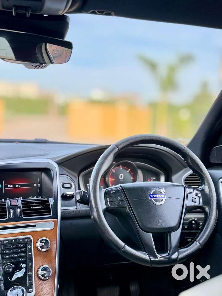 Volvo Xc60 Momentum D4, 2017, Diesel