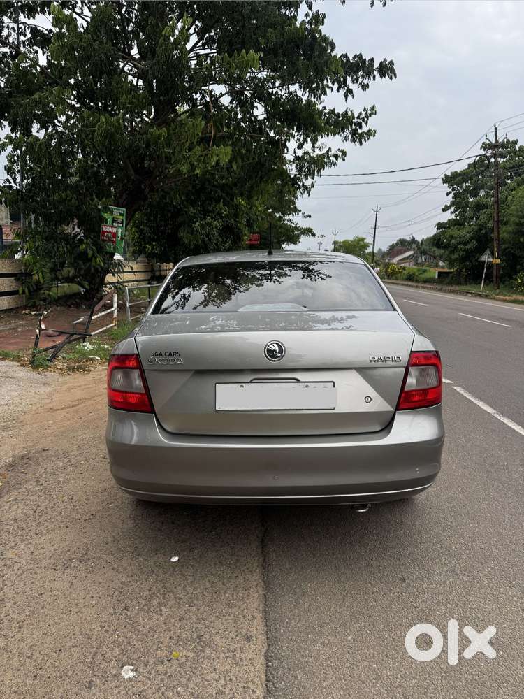 Skoda Rapid [2016-2020] 1.5 Style Plus Tdi At, 2016, Diesel
