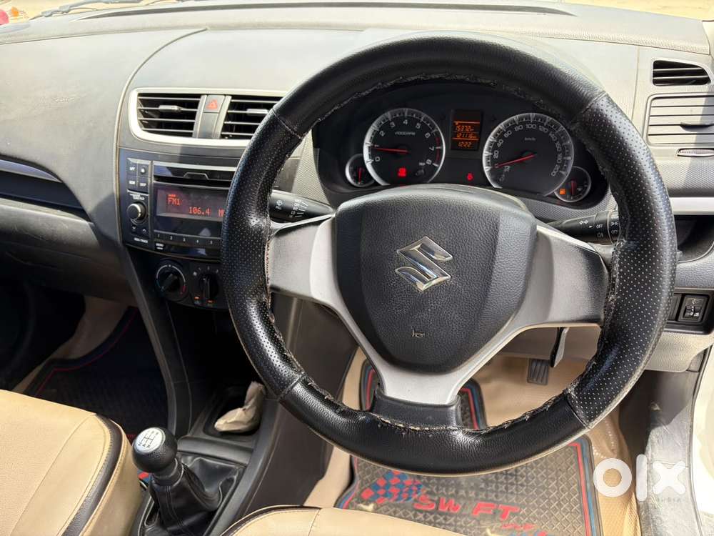 Maruti Suzuki Swift Vxi 1.2 Abs Bs-iv, 2015, Petrol