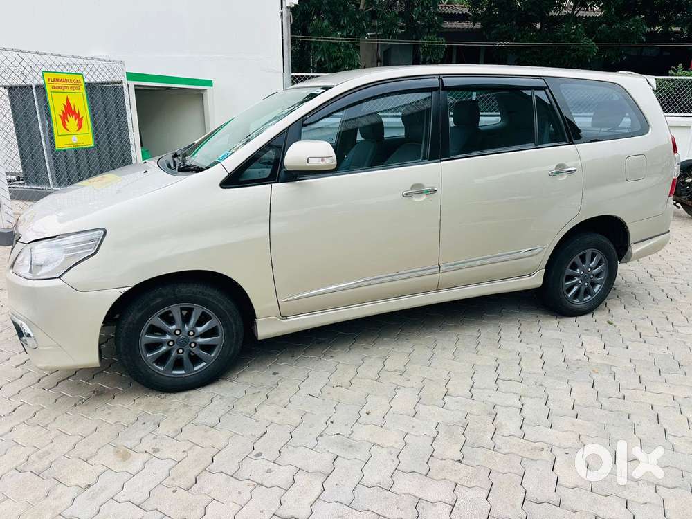 Toyota Innova 2.5 V 7 Str, 2015, Diesel