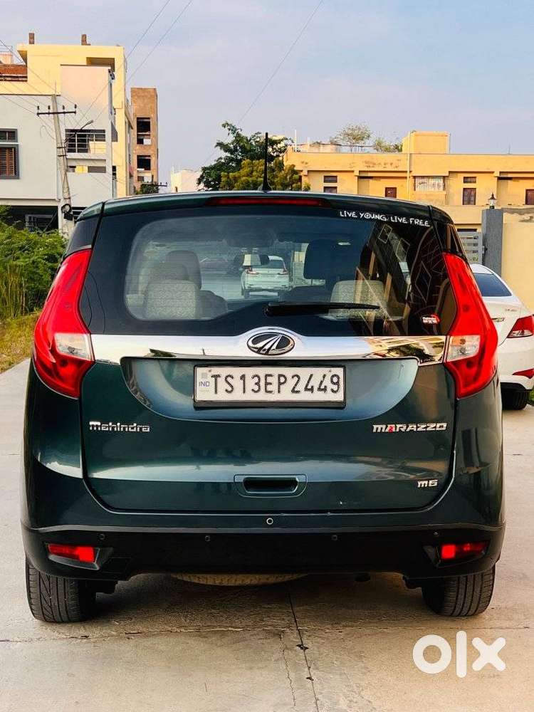 Mahindra Marazzo M6, 2019, Diesel